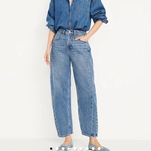 Old Navy High-Waisted Barrel Ankle Jeans 6 Long